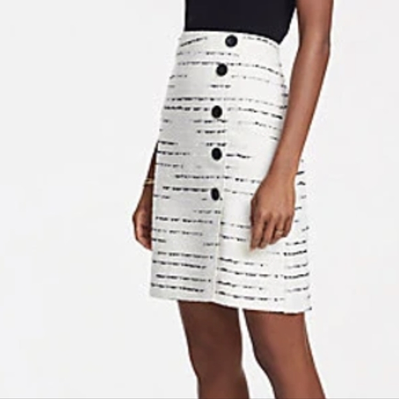 Ann Taylor Dresses & Skirts - Ann Taylor Petite Tweed A-Line Skirt